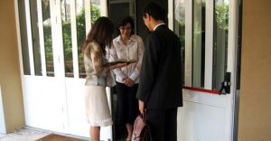 Jehovah's Witnesses go door-to-door